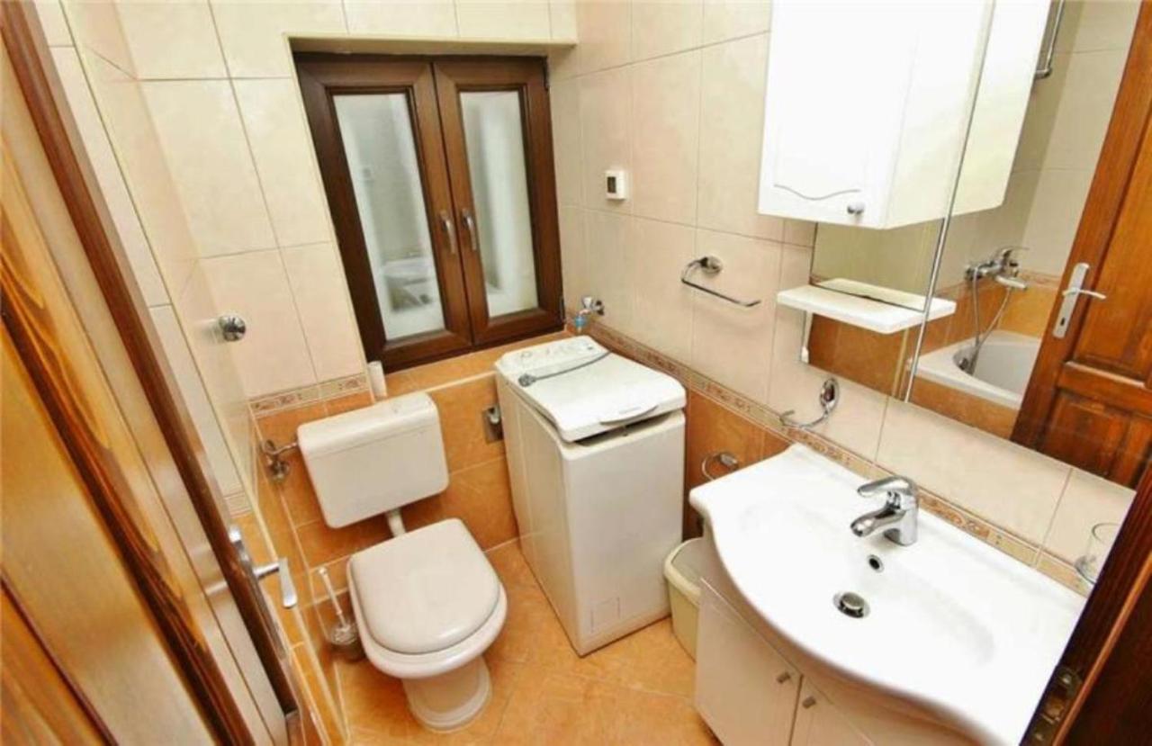 Holiday Home Villa Niko Makarska Eksteriør billede