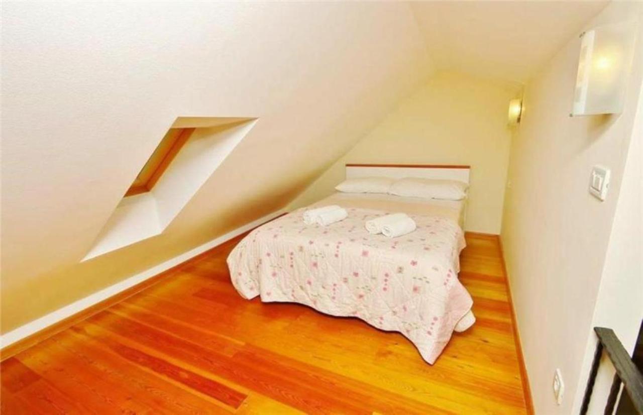 Holiday Home Villa Niko Makarska Eksteriør billede